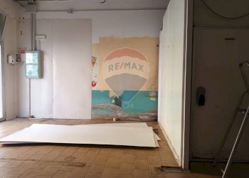 Camera / camera da letto - Attività Commerciale Piombino - foto 8