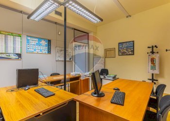 Ufficio - Attività Commerciale Via Giorgio Asproni
 
33, Alghero - foto 25