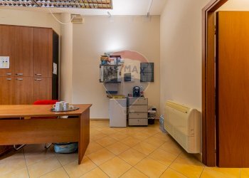 Camera / camera da letto - Attività Commerciale Via Giorgio Asproni
 
33, Alghero - foto 29