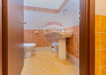 Bagno - Attività Commerciale Via Giorgio Asproni
 
33, Alghero - foto 34