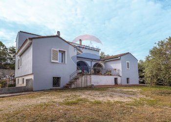 Casa all\'aperto - Casa indipendente S.V. Li Mucci 1° traversa
 
S.N.C., Sassari - foto 2