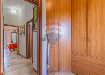 Camera / camera da letto - Casa indipendente S.V. Li Mucci 1° traversa
 
S.N.C., Sassari - foto 42