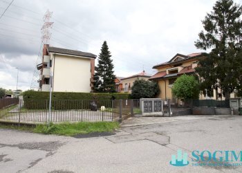 Foto 2 - Magazzino Via Don Minzoni
 
snc, Brugherio - foto 2