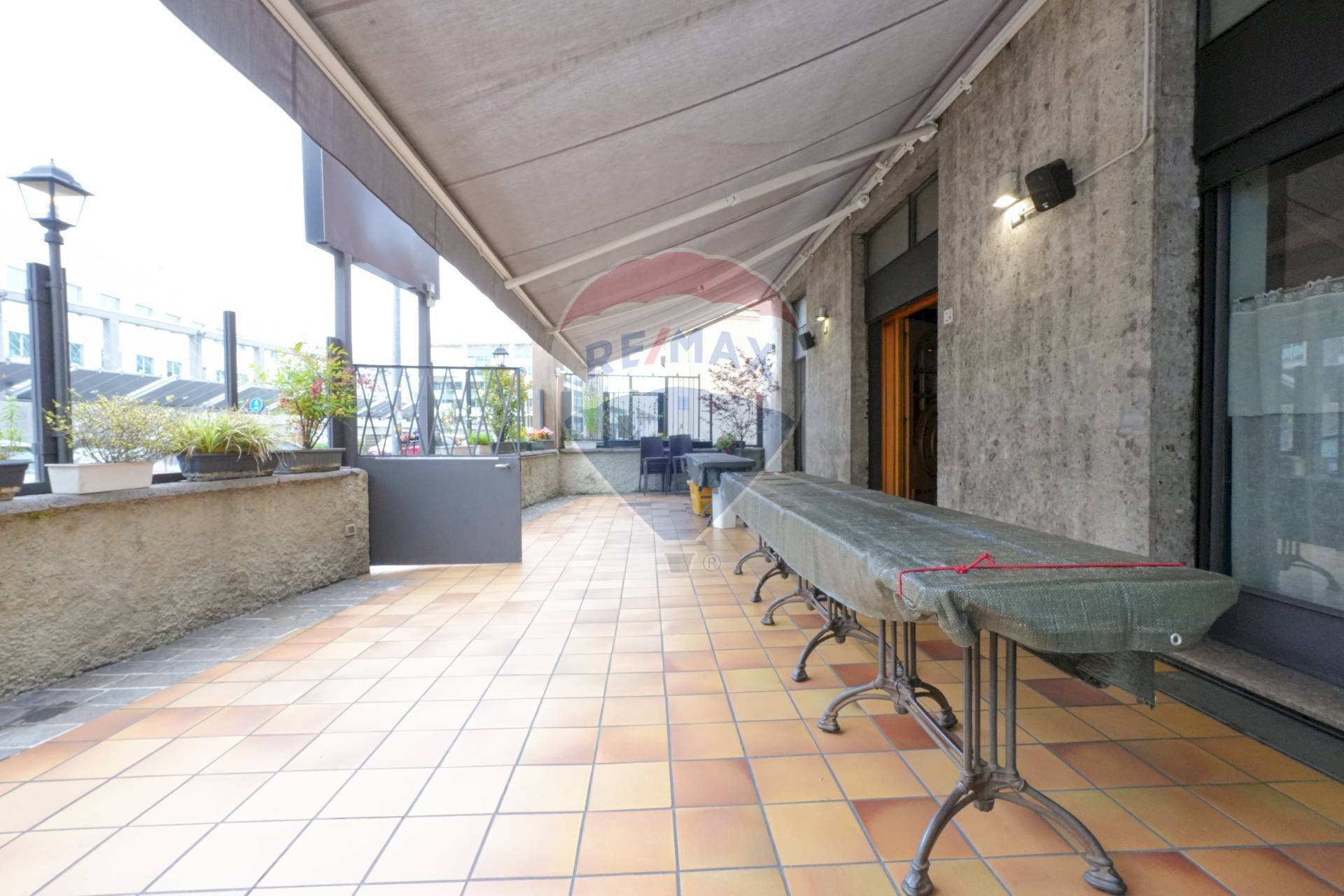 Terrazza - Locale Commerciale VIA GEROLAMO BORGAZZI
 
34, Monza - foto 1