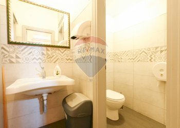 Bagno - Locale Commerciale VIA GEROLAMO BORGAZZI
 
34, Monza - foto 19