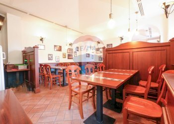 Sala da pranzo - Locale Commerciale VIA GEROLAMO BORGAZZI
 
34, Monza - foto 22