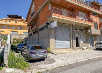 Foto 1 - Negozio Via Fratelli Cervi
snc, Nuoro - foto 1