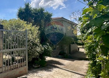 Giardino - Villa C.da Piano Dell'Acqua, Chiaramonte Gulfi - foto 1