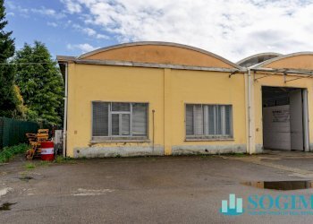 Esterno - Capannone Via Puccini
 
1, Lonate Ceppino - foto 1