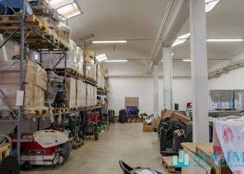 Interno_3 - Capannone Via Puccini
 
1, Lonate Ceppino - foto 6