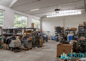 Interno_5 - Capannone Via Puccini
 
1, Lonate Ceppino - foto 8