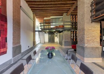 Interno palazzo - Loft piazza in Piscinula, 8, Roma - foto 1