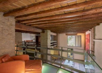 Interno non residenziale - Loft piazza in Piscinula, 8, Roma - foto 21