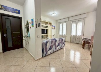 Apartment Reggio nell'Emilia - photo 8