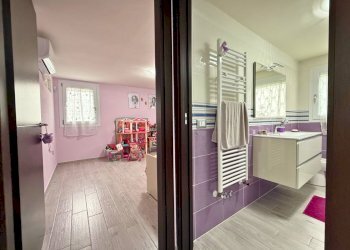 Apartment Reggio nell'Emilia - photo 36