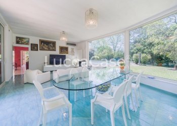 Villa Lucca (zona Farneta) - foto 1