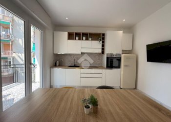Four-room apartment Via II Giugno, Albisola Superiore - photo 12