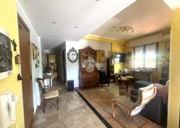 Quadrilocale Via G. Brodolini, Sant'Olcese - foto 2