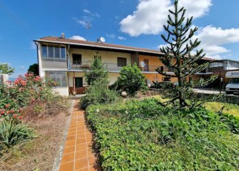 Casa semi indipendente Livorno Ferraris - foto 1