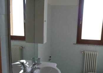 Foto 11 - Trilocale via Tuliero
 
30, Borghi - foto 11