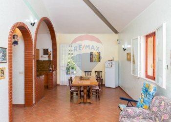 Sala da pranzo - Villa Contrada Calcerana Marina piazza aretusa
 
snc, Biancavilla - foto 31