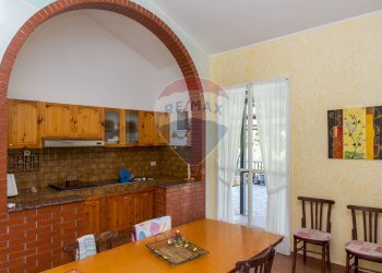 Sala da pranzo - Villa Contrada Calcerana Marina piazza aretusa
 
snc, Biancavilla - foto 33