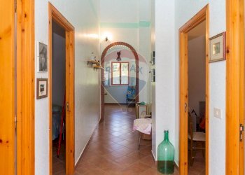 Hall / corridoio - Villa Contrada Calcerana Marina piazza aretusa
 
snc, Biancavilla - foto 36