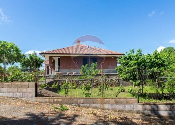 Casa all\'aperto - Villa Contrada Calcerana Marina piazza aretusa
 
snc, Biancavilla - foto 50