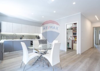 Sala da pranzo - Quadrilocale Bonacci Brunamonti
 
7, Recanati - foto 6