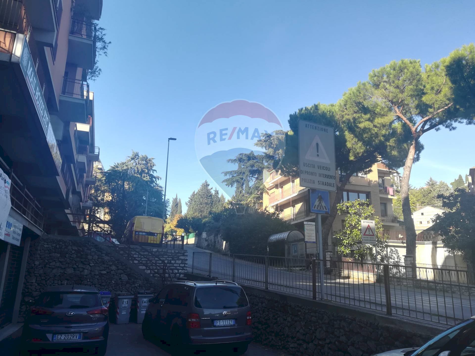 Edificio all\'aperto - Commercial Premises Via Ruggero D'andreotto
 
75, Perugia - photo 2