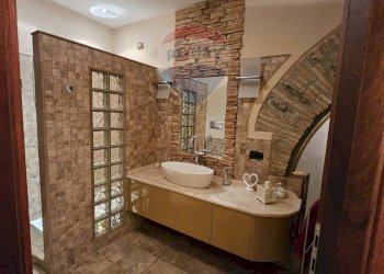 Bagno - Appartamento via cristoforo colombo
 
2, Milazzo - foto 18