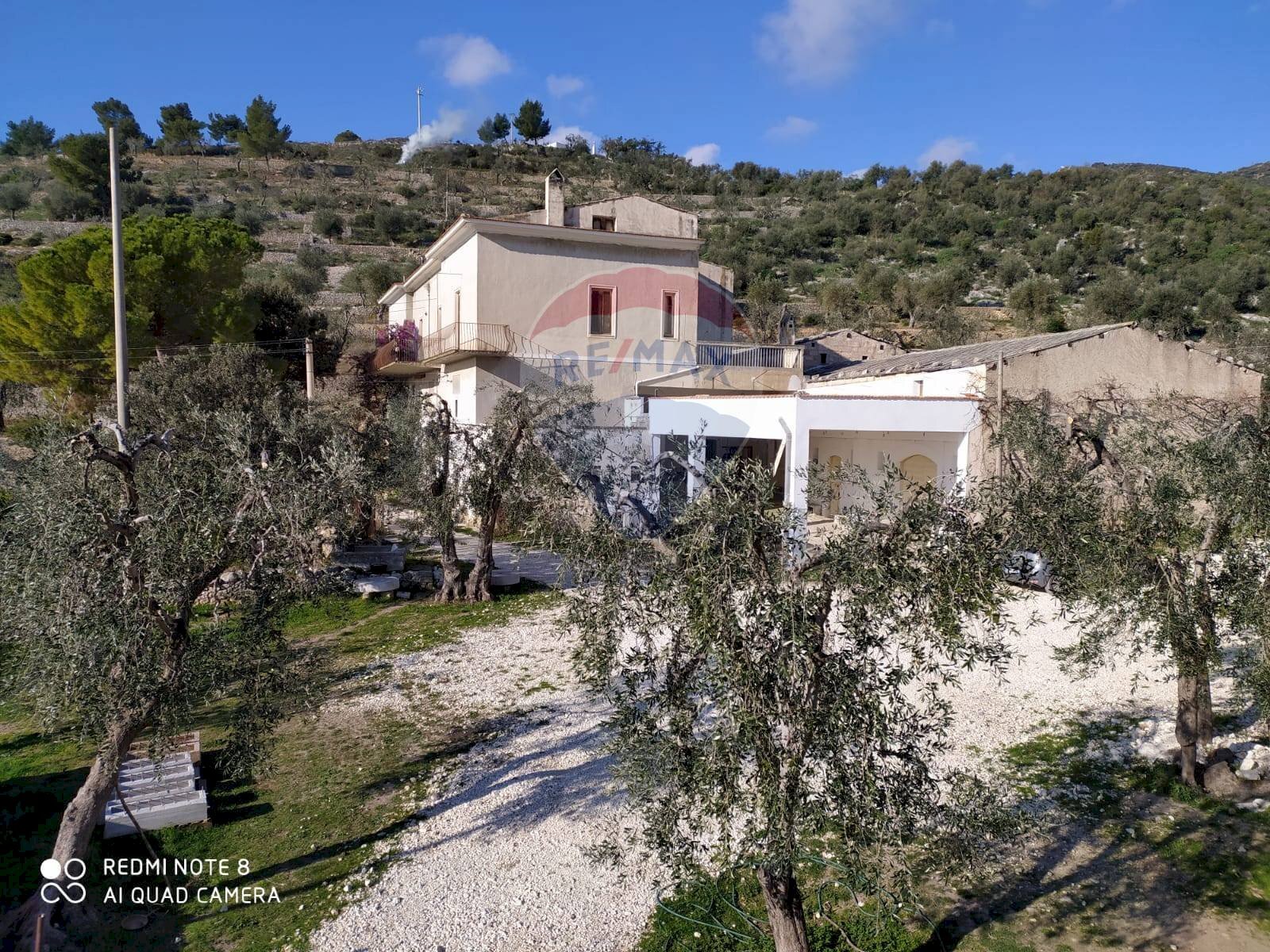 Casa all\'aperto - Rustico Contrada Asprolonga
 
2, Mattinata - foto 2