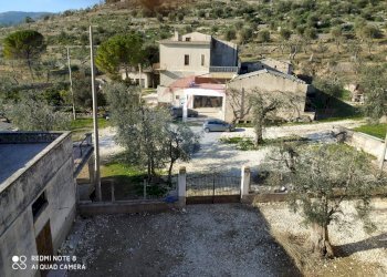 Edificio all\'aperto - Rustico Contrada Asprolonga
 
2, Mattinata - foto 7