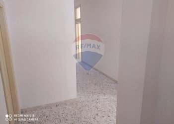 Hall / corridoio - Rustico Contrada Asprolonga
 
2, Mattinata - foto 15