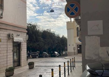 Edificio all\'aperto - Monolocale Via Stella (Cortile Arco San Martino)
 
17, Manfredonia - foto 1
