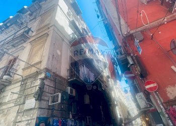 Edificio all\'aperto - Trilocale Via Speranzella
 
59, Napoli - foto 9