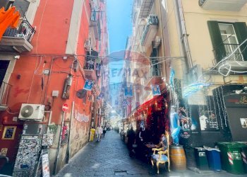 Edificio all\'aperto - Trilocale Via Speranzella
 
59, Napoli - foto 2