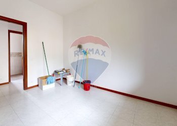 Stanza vuota - Quadrilocale Via Fecchiera
 
24, Valli del Pasubio - foto 9