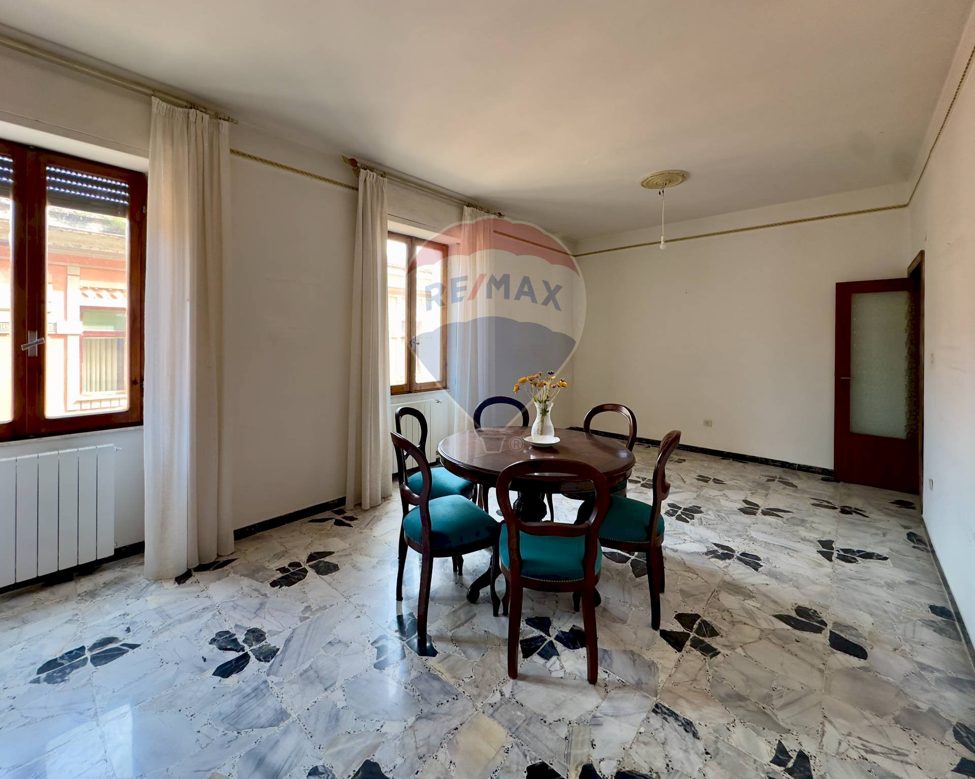 Sala da pranzo - Appartamento Via Torino
 
21, Sassari - foto 1