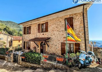 esterno - Independent house Via Divisione Giulia, Seravezza - photo 1