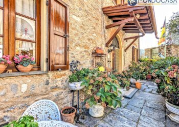 corte privata - Independent house Via Divisione Giulia, Seravezza - photo 3