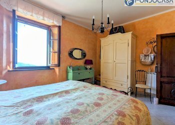 camera matrimoniale 2 - Independent house Via Divisione Giulia, Seravezza - photo 25