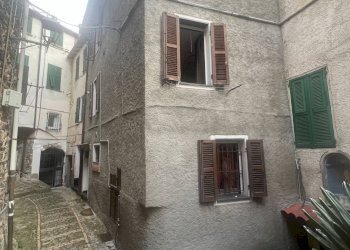 Foto 1 - Casa semi indipendente Badalucco - foto 1