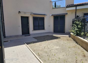 Foto 3 - Villa a Schiera viale africa
 
11, Formello - foto 3