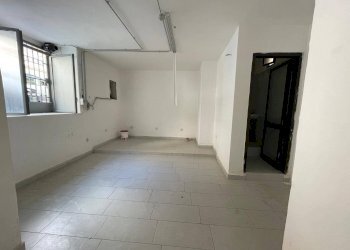 Foto 4 - Negozio VIA POLLIO
10, Caserta - foto 4