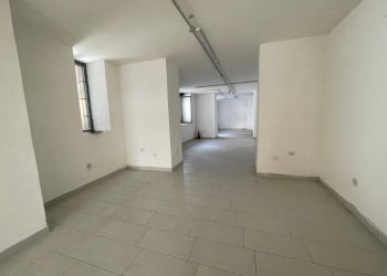 Foto 9 - Negozio VIA POLLIO
10, Caserta - foto 9