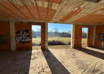 Stanza non arredata - Rustico via Lago, Besozzo - foto 5