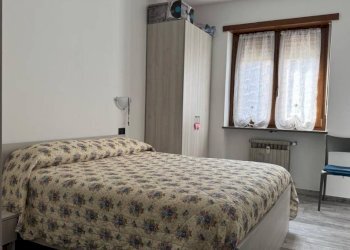 Camera da letto - Trilocale via Clavalité, 37, Aosta - foto 12