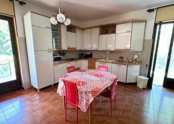 Cucina - Villa via Borgoticino, Agrate Conturbia - foto 18