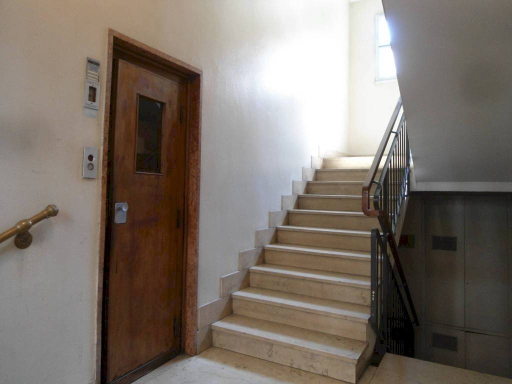 Interno palazzo - Trilocale via del Borgo di San Pietro, Bologna (zona Irnerio) - foto 2